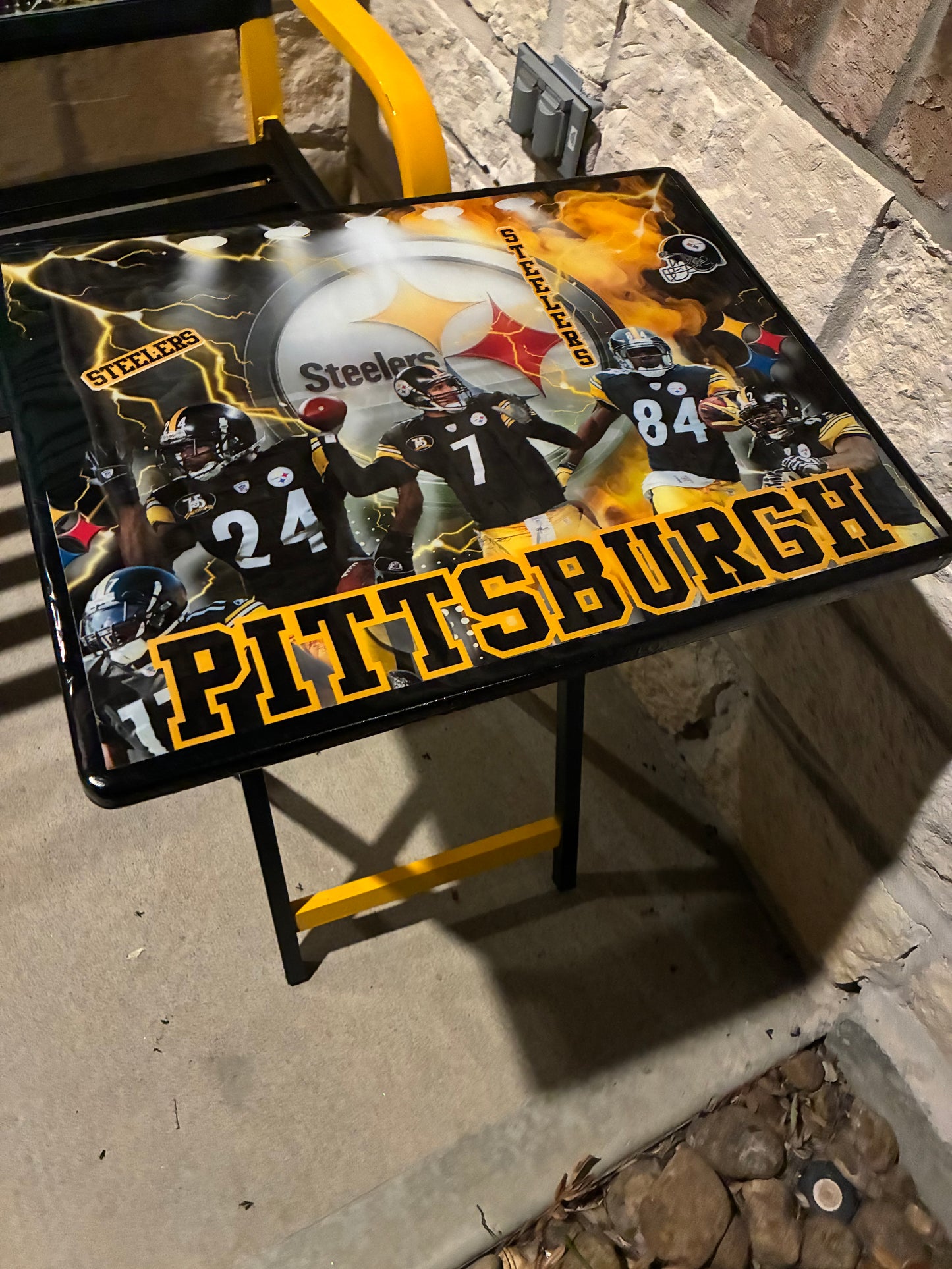 Customized Tray Table